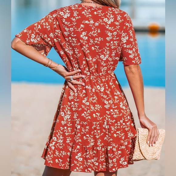 Cupshe Surplice & Paneled Ditsy Mini Dress – Size L NWT - Picture 2 of 6